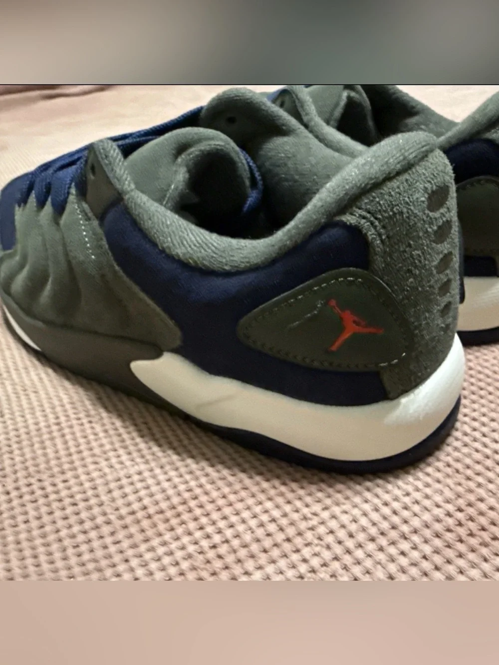 Jordan Session Cargo Khaki Obsidian Sneakers Size US 10 / Wmns 11.5 NIB